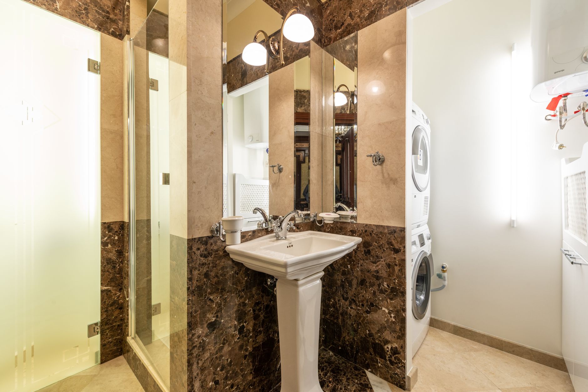 Bagno piccolo casale